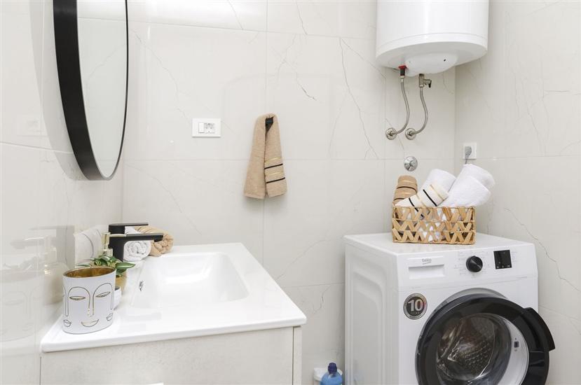 Apartman A2, na 6 osebe