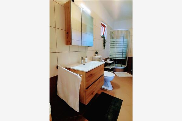 Apartment A2, for 5 persons