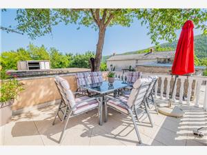 Apartments Stefani Drivenik, Stone house, Size 65.00 m2