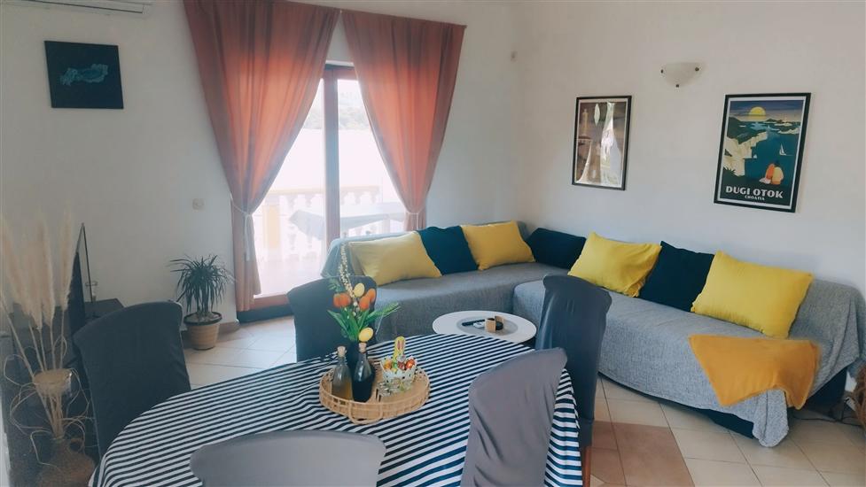 Apartment A3, for 5 persons