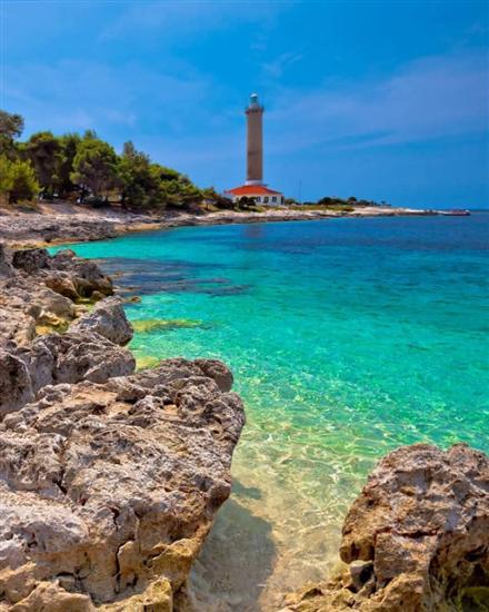 Apartments Grbac Veli Rat-Seaside