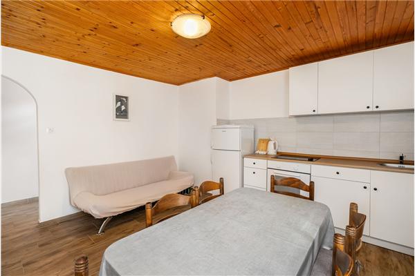 Apartment A1, for 7 persons