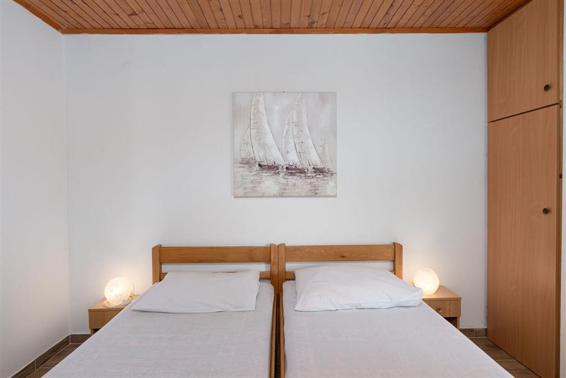 Apartment A1, for 7 persons