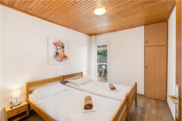 Apartment A1, for 7 persons