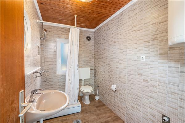 Apartment A1, for 7 persons