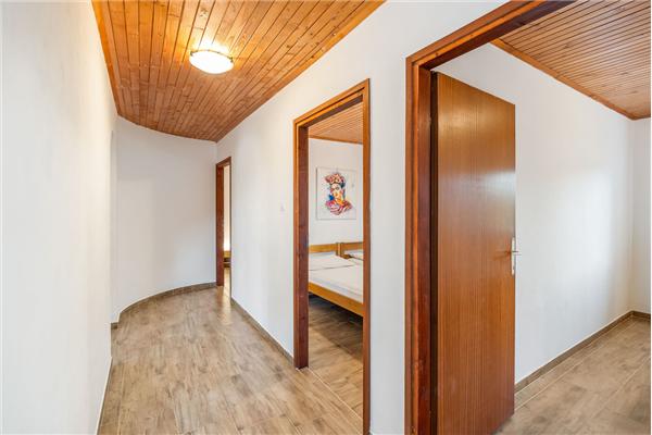 Apartment A1, for 7 persons