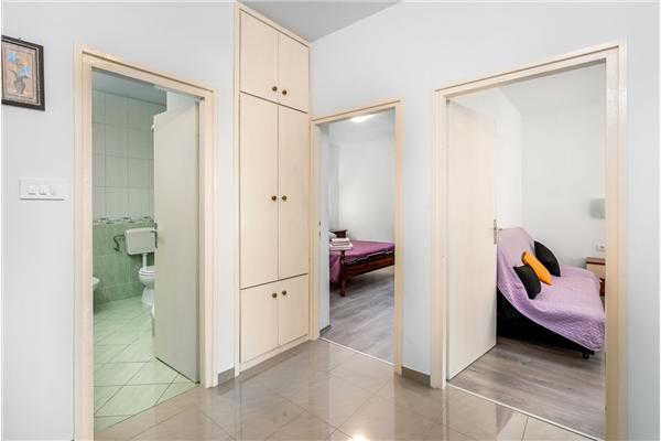 Apartment A2, for 5 persons