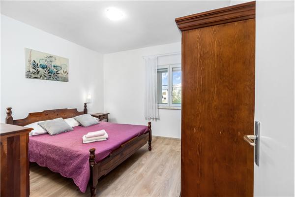 Apartment A2, for 5 persons