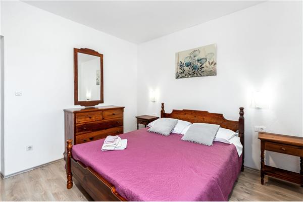 Apartment A2, for 5 persons