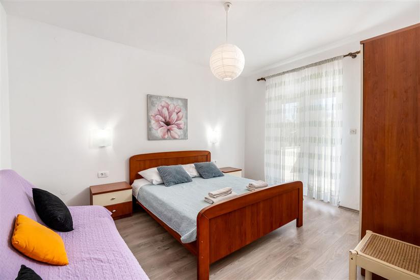 Apartment A2, for 5 persons