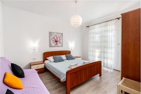 Apartment A2, for 5 persons