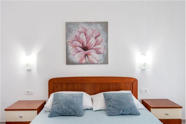 Apartment A2, for 5 persons