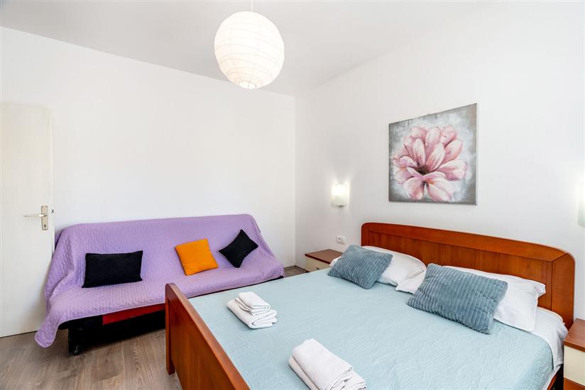 Apartment A2, for 5 persons