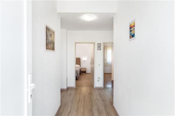 Apartment A3, for 6 persons