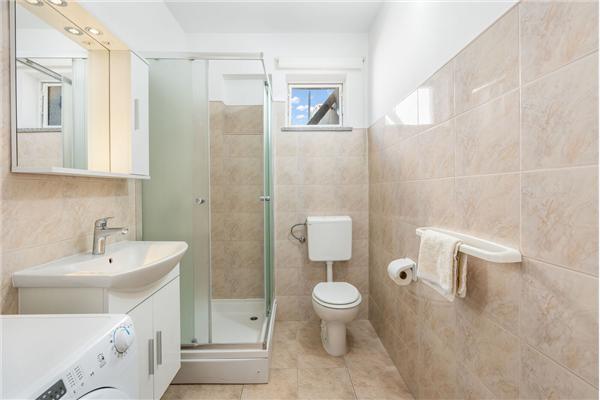 Apartment A3, for 6 persons