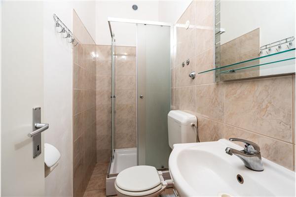 Apartment A3, for 6 persons