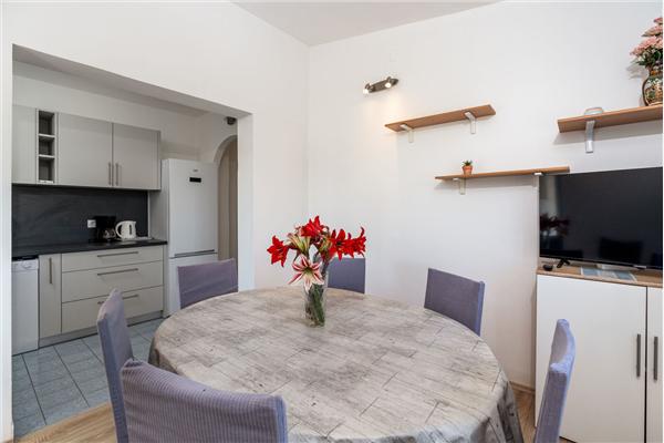 Apartment A3, for 6 persons