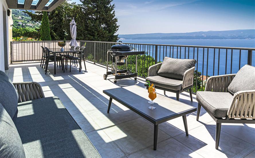 Villa The View