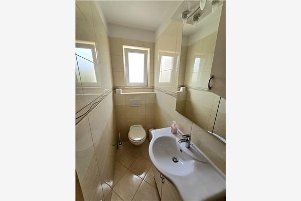 Apartment A1, for 6 persons