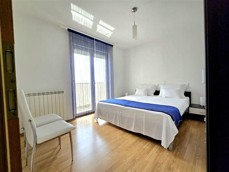 Apartment A1, for 6 persons