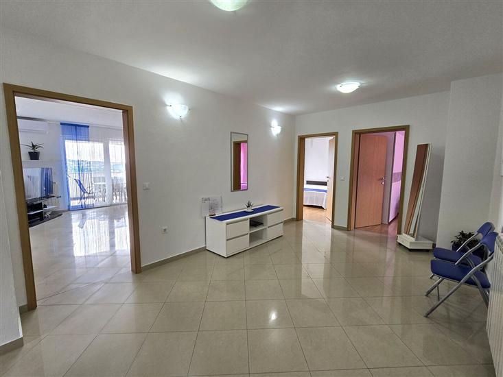 Apartment A1, for 6 persons