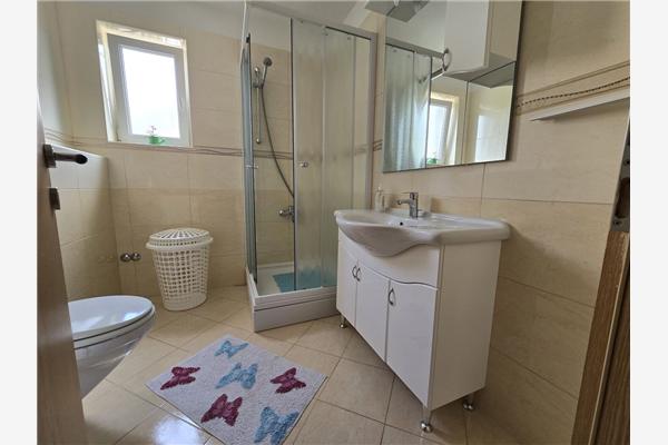 Apartment A1, for 6 persons