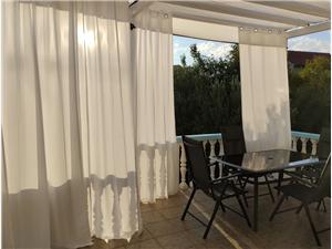 Apartment Denis Kaprije - island Kaprije, Size 120.00 m2, Airline distance to the sea 5 m, Airline distance to town centre 150 m