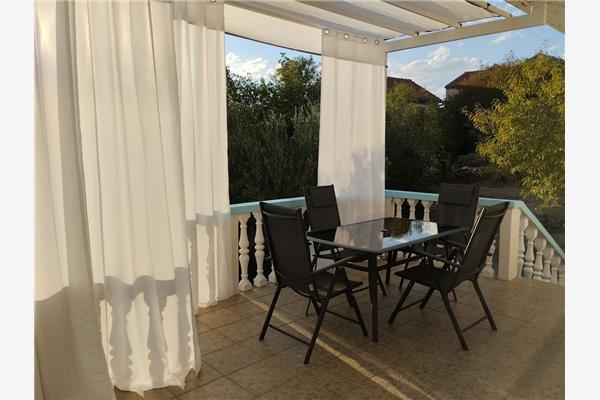 Apartment A1, for 10 persons