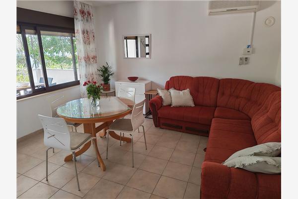 House K1, for 5 persons