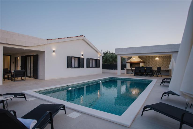House Villa Oliva