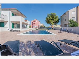 Smještaj s bazenom Rivijera Zadar,RezervirajLabarOd 197 €