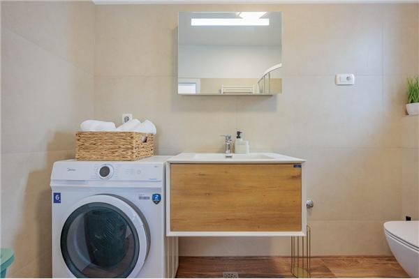 Apartment A2, for 6 persons