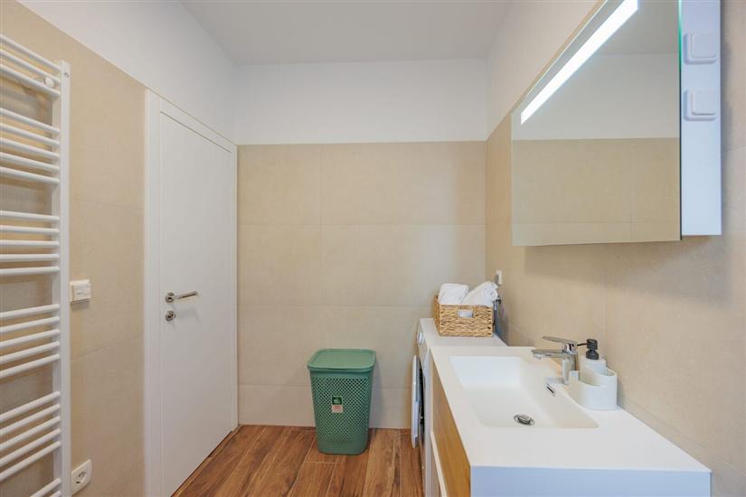 Apartment A2, for 6 persons