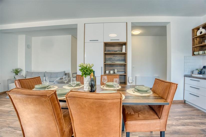 Apartment A2, for 6 persons