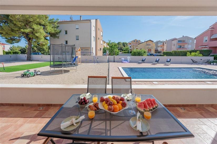 Apartment A2, for 6 persons