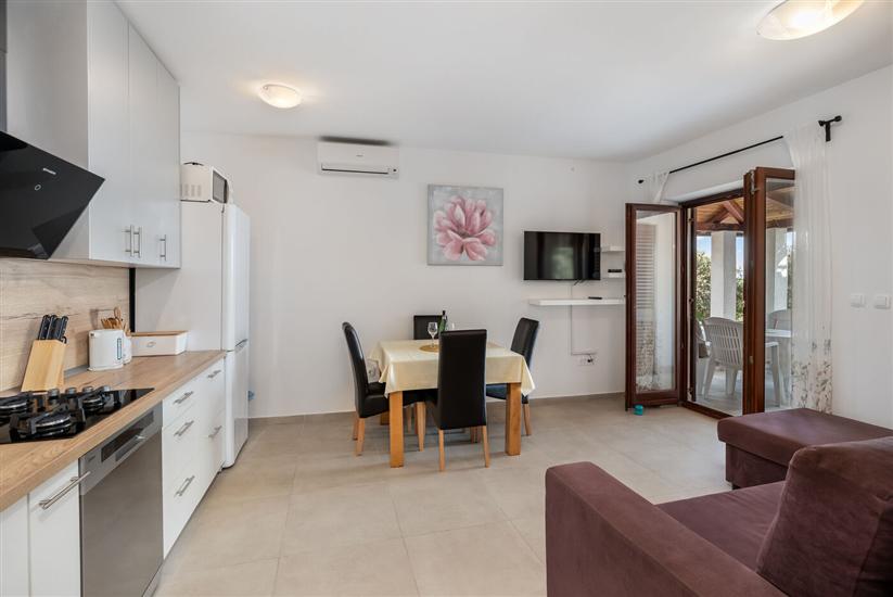 Apartment A4, for 4 persons