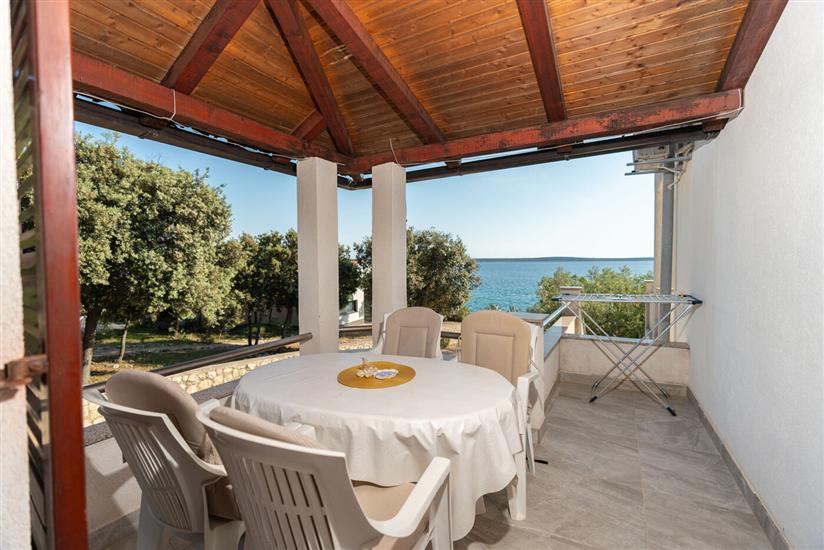 Apartment A4, for 4 persons