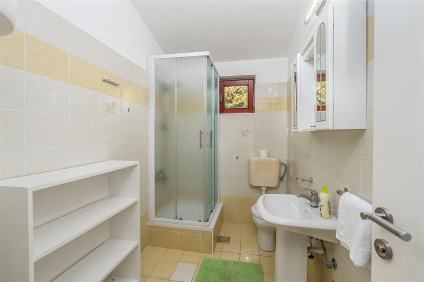 Apartment A5, for 4 persons