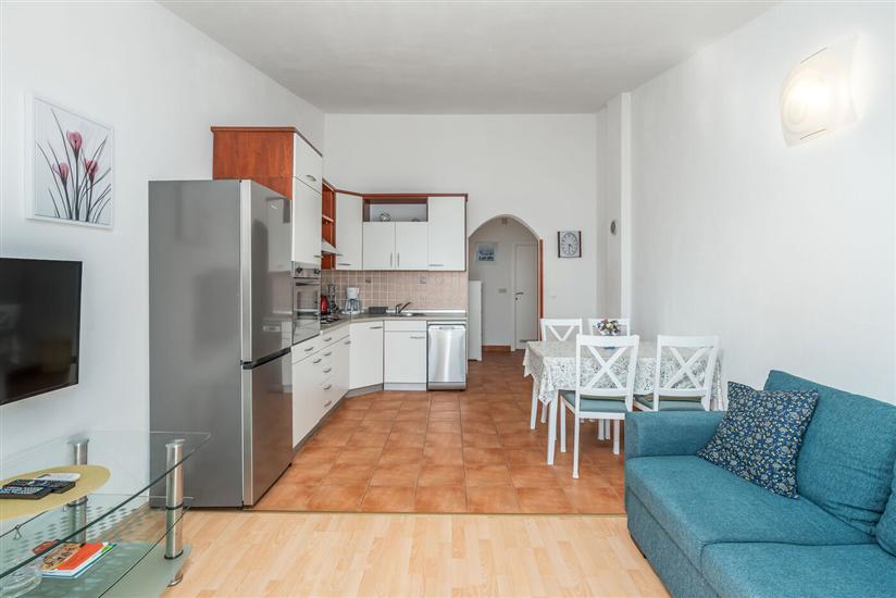 Apartment A5, for 4 persons