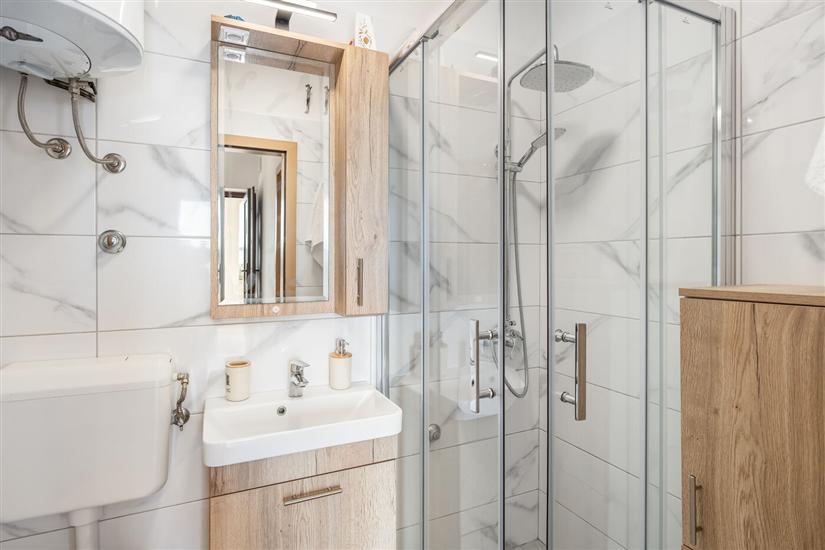 Apartment A6, for 2 persons