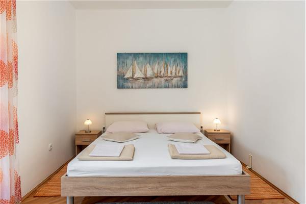 Apartment A1, for 2 persons