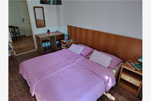 Apartment A1, for 5 persons