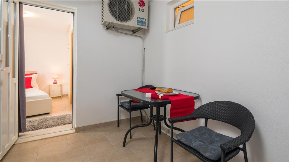Apartment A1, for 2 persons