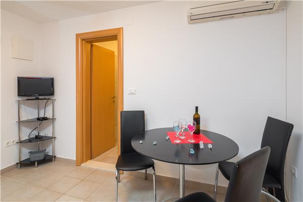 Apartment A1, for 2 persons