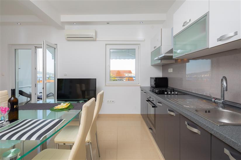 Apartment A3, for 5 persons