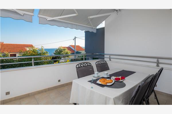 Apartment A3, for 5 persons