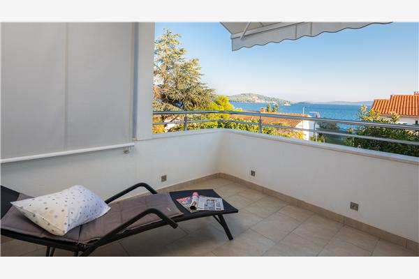 Apartment A3, for 5 persons