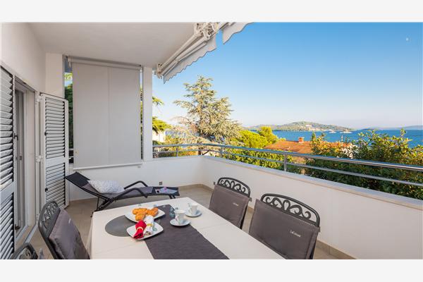 Apartment A3, for 5 persons