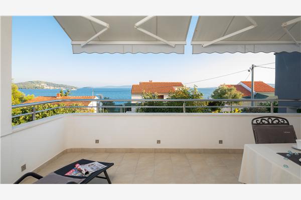 Apartment A3, for 5 persons