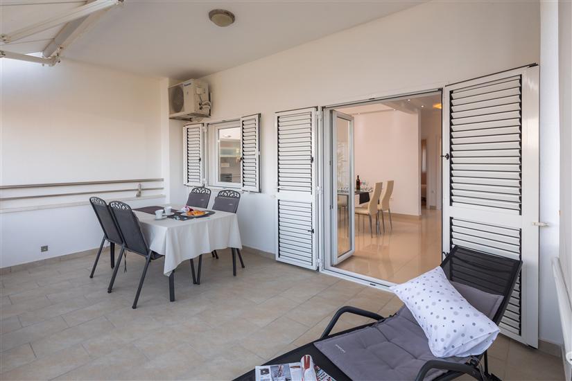 Apartment A3, for 5 persons